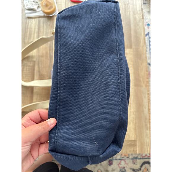 Women's Vineyard Vines Cottagecore Painted Rattan Canvas Waterproof Backpack - Picture 4 of 4